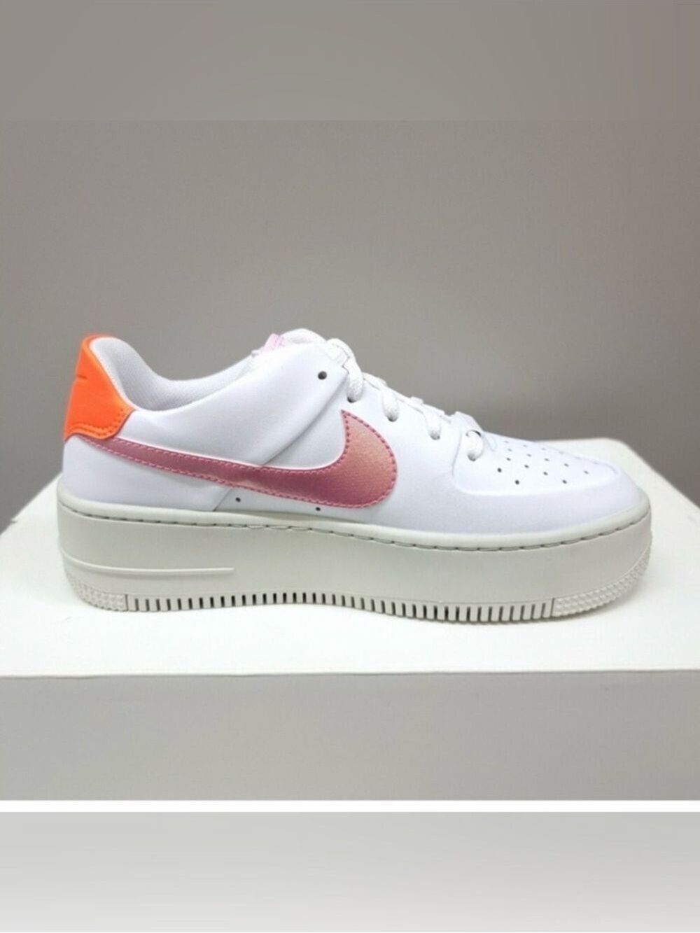 Nike Airforce one sage digital pink and orange low leather sneakers size 10